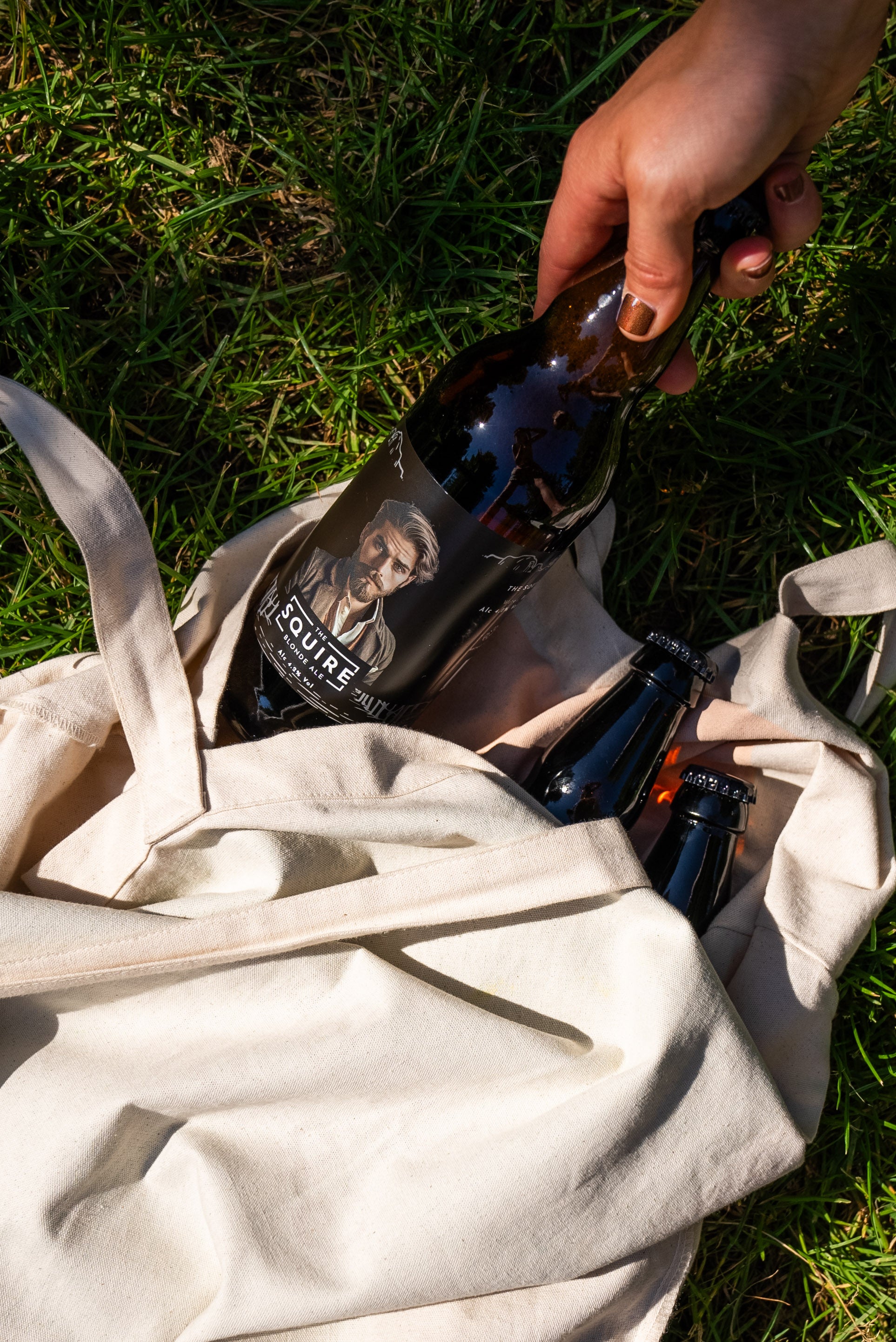 THE SQUIRE BLONDE ALE